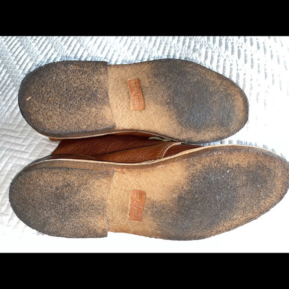 A pair of SeaVees Chukka tan leather boots. - Picture 7 of 7